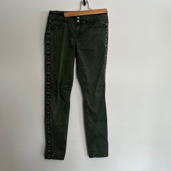 Reitman's. Jean Pants. Green With Pattern Acccent. Size 7. Womens. - Picture 2 of 10